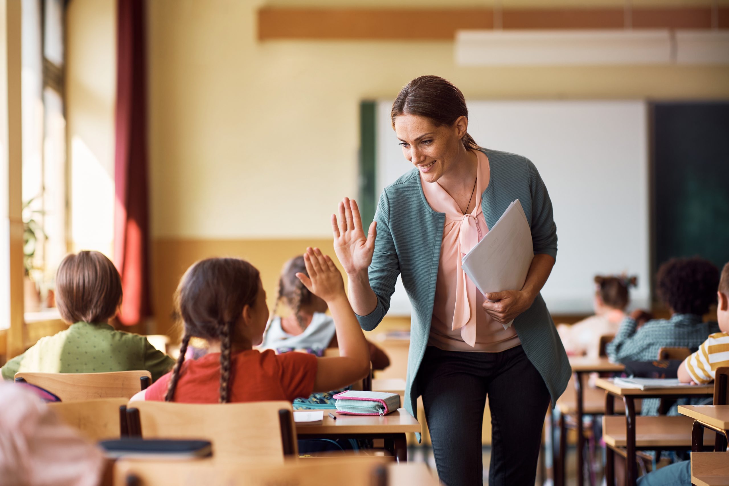 Répondre aux besoins affectifs des élèves qui ont des difficultés d’attachement ; regards sur le choix des mots